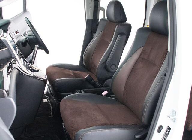 
								TOYOTA ALPHARD 2014 full									