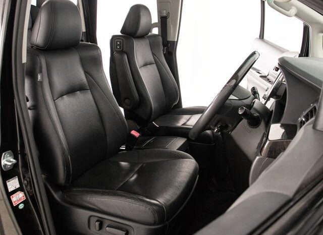 
								TOYOTA ALPHARD 2014 full									