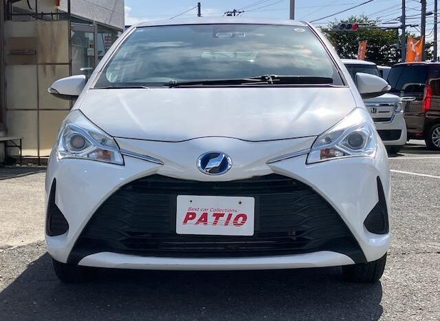 
								TOYOTA VITZ 2017 full									