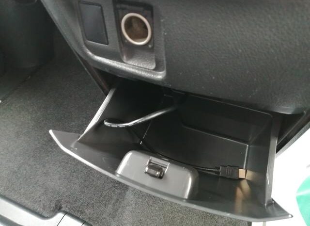 
								TOYOTA ALPHARD 2014 full									