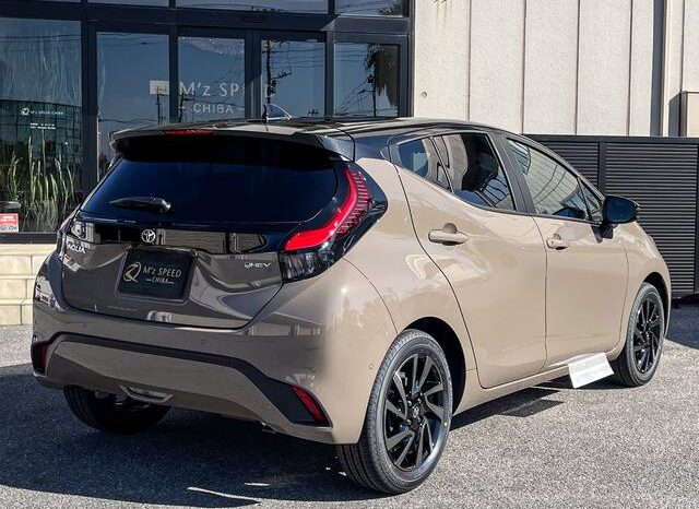 
								TOYOTA AQUA 2025 full									