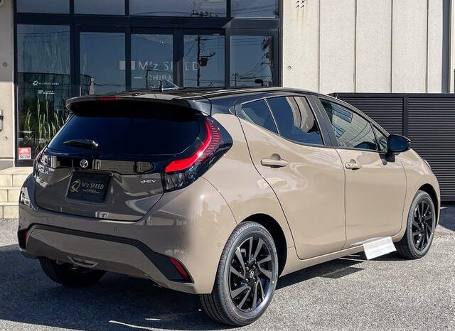 
								TOYOTA AQUA 2025 full									