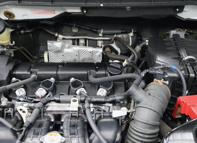 
								MITSUBISHI RVR 2014 full									