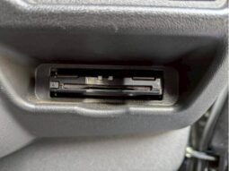 
										TOYOTA HIACE COMMUTER 2021 full									