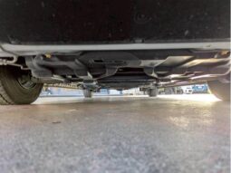 
										TOYOTA HIACE COMMUTER 2021 full									