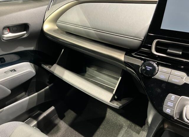 
								TOYOTA AQUA 2025 full									