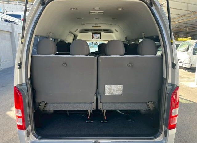 
								TOYOTA HIACE COMMUTER 2016 full									