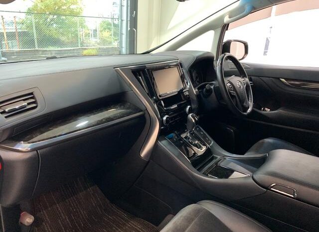 
								TOYOTA ALPHARD 2015 full									