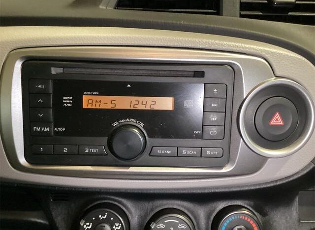 
								TOYOTA VITZ 2014 full									