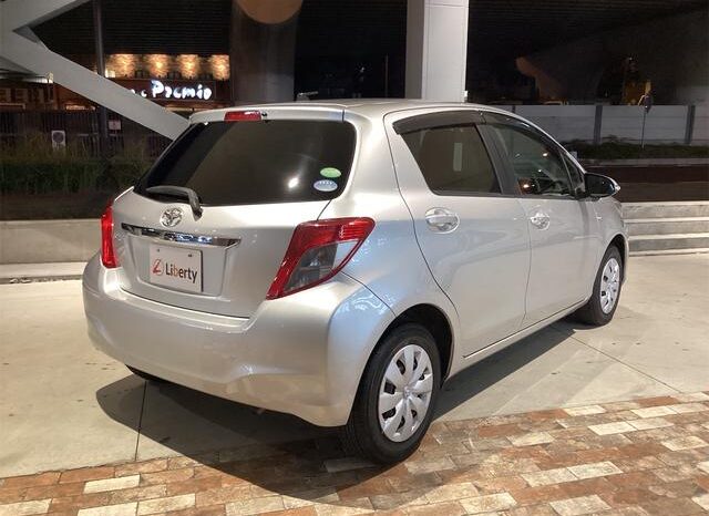 
								TOYOTA VITZ 2014 full									