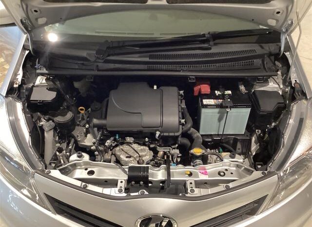 
								TOYOTA VITZ 2014 full									