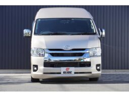 TOYOTA HIACE COMMUTER  2023