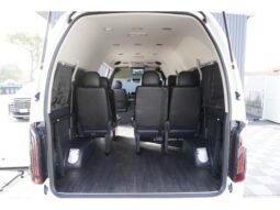 
										TOYOTA HIACE COMMUTER 2023 full									