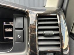 
										TOYOTA HIACE COMMUTER 2023 full									