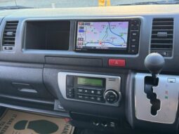 
										TOYOTA HIACE COMMUTER 2016 full									