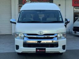 TOYOTA HIACE COMMUTER 2016
