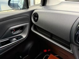 
										TOYOTA VITZ 2016 full									