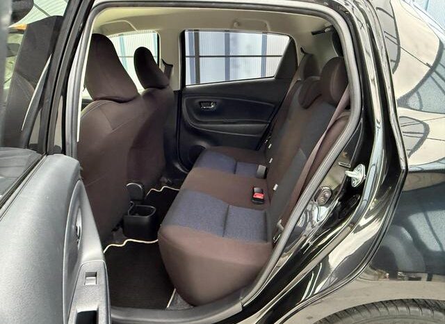 
								TOYOTA VITZ 2016 full									