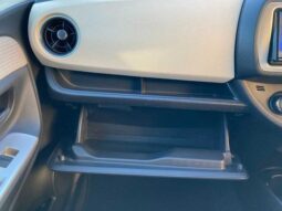 
										TOYOTA VITZ 2016 full									