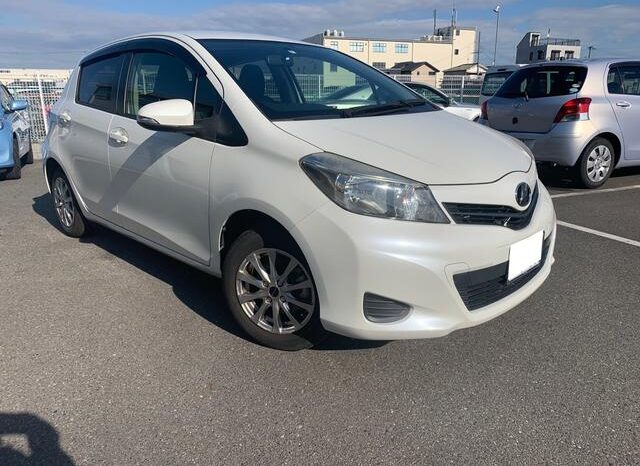 
								TOYOTA VITZ 2012 full									