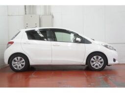 TOYOTA VITZ 2011