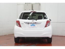 TOYOTA VITZ 2011
