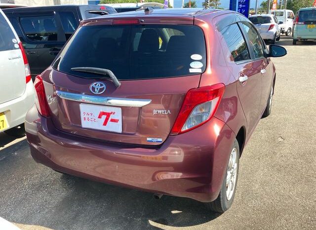 
								TOYOTA VITZ 2012 full									