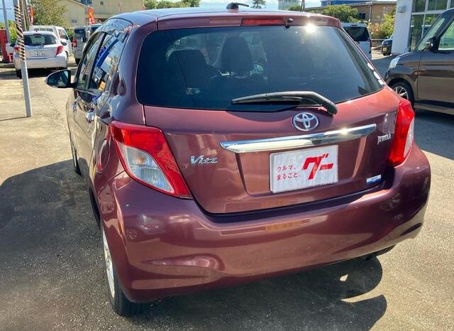 
								TOYOTA VITZ 2012 full									