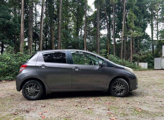 
								TOYOTA VITZ 2012 full									