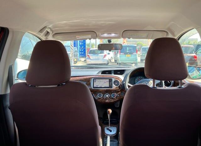 
								TOYOTA VITZ 2012 full									