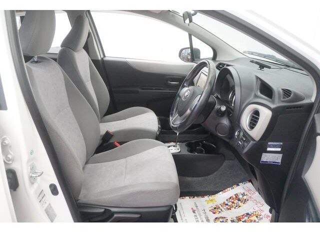 
								TOYOTA VITZ 2011 full									