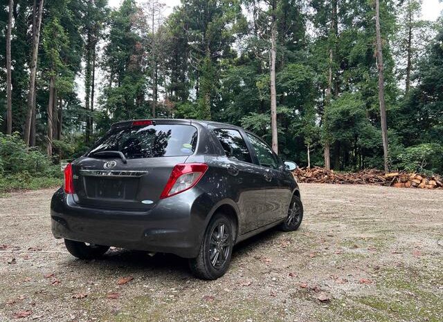 
								TOYOTA VITZ 2012 full									