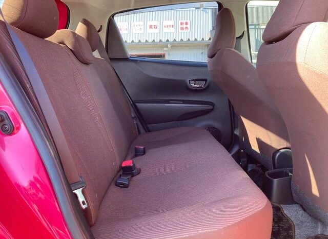 
								TOYOTA VITZ 2012 full									