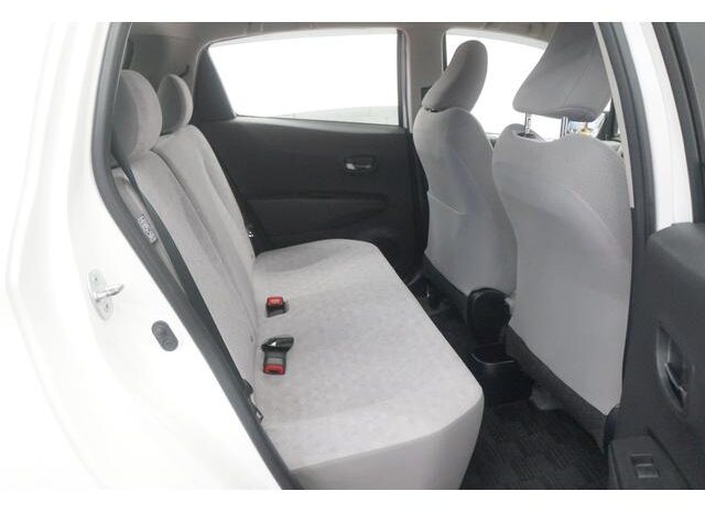 
								TOYOTA VITZ 2011 full									