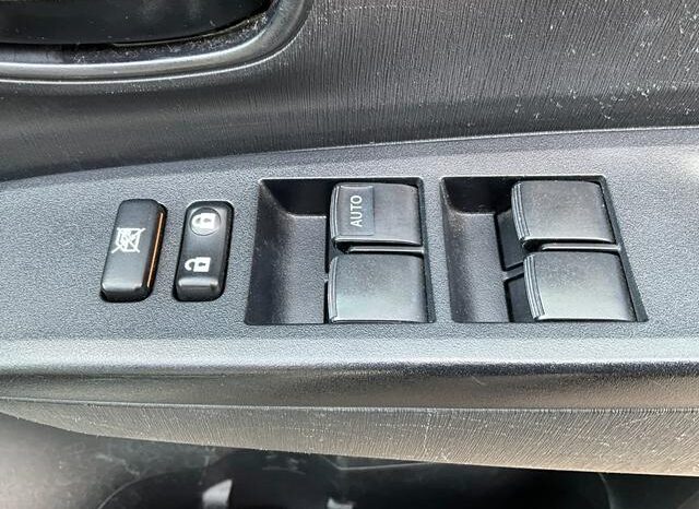 
								TOYOTA VITZ 2013 full									