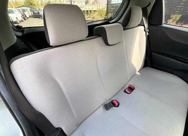 
								TOYOTA VITZ 2013 full									