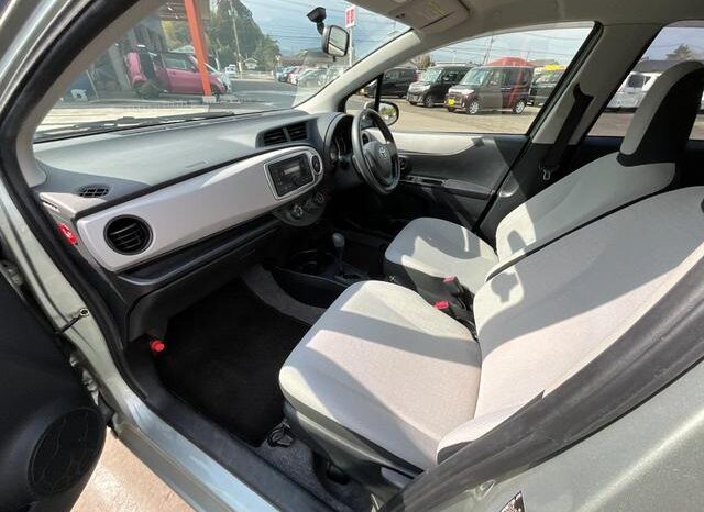 
								TOYOTA VITZ 2013 full									