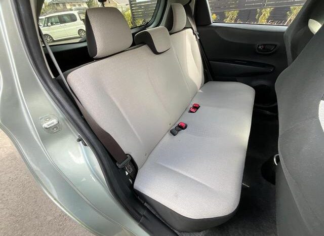 
								TOYOTA VITZ 2013 full									