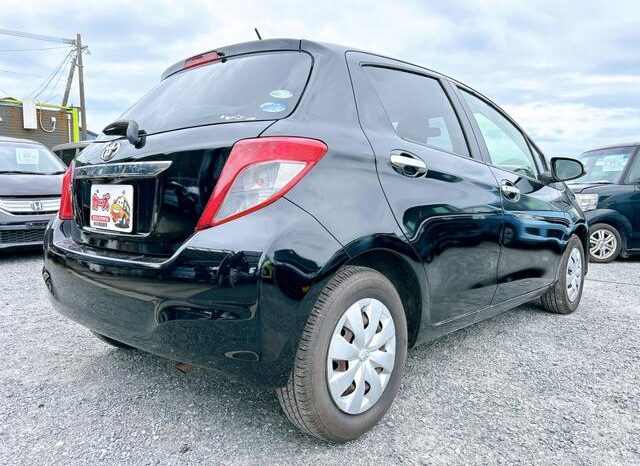 
								TOYOTA VITZ 2013 full									