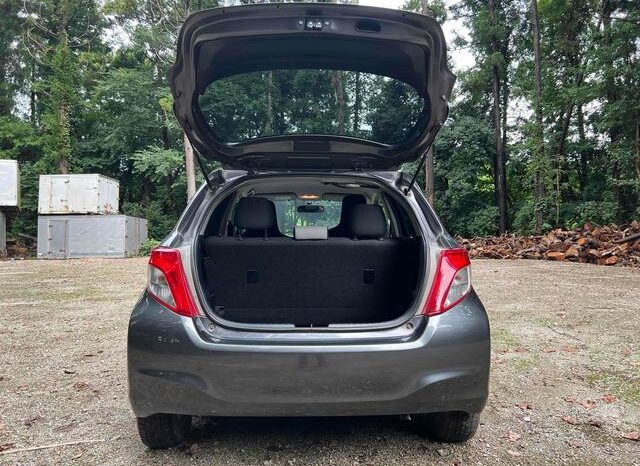 
								TOYOTA VITZ 2012 full									