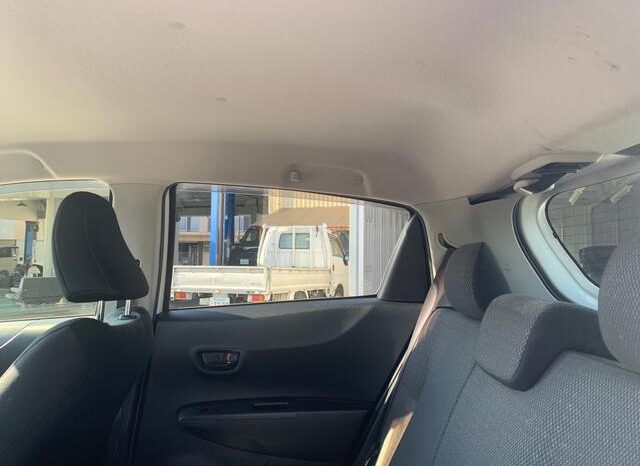 
								TOYOTA VITZ 2012 full									