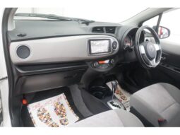 
										TOYOTA VITZ 2011 full									