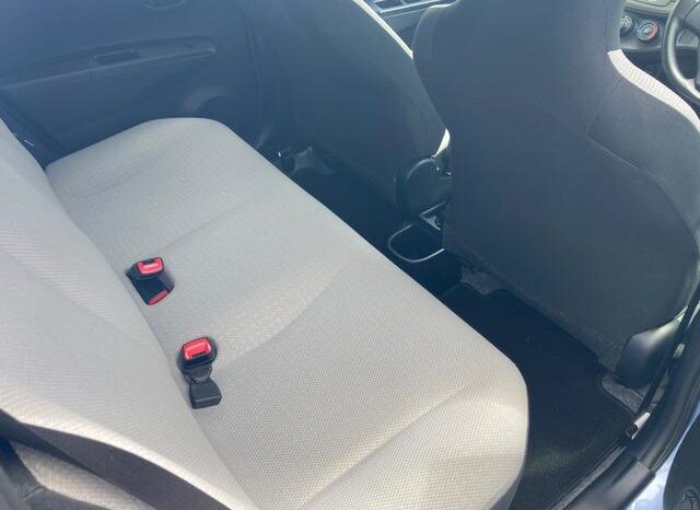 
								TOYOTA VITZ 2012 full									