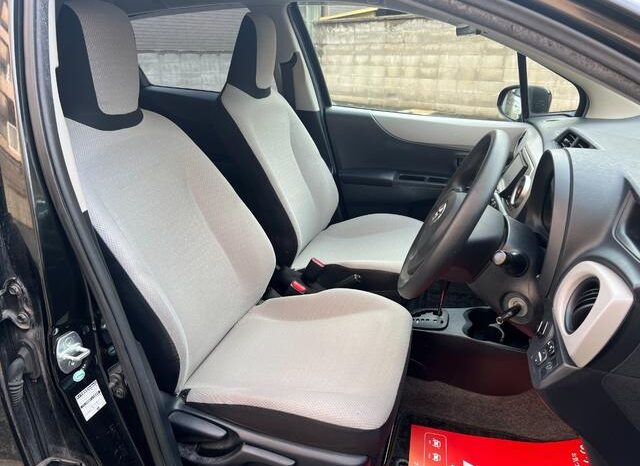 
								TOYOTA VITZ 2011 full									