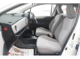 
										TOYOTA VITZ 2011 full									