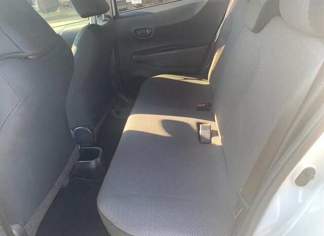 
								TOYOTA VITZ 2012 full									