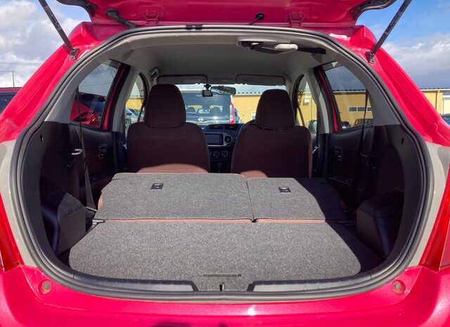 
								TOYOTA VITZ 2012 full									