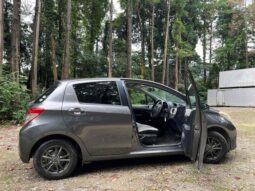 
										TOYOTA VITZ 2012 full									
