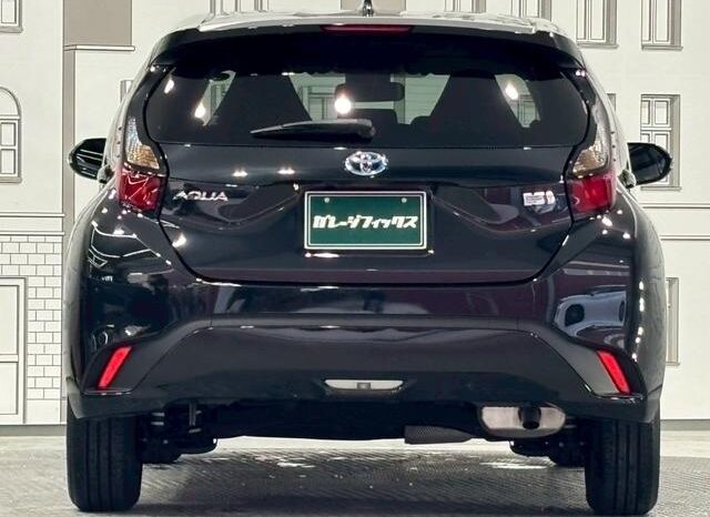 
								TOYOTA AQUA 2024 full									