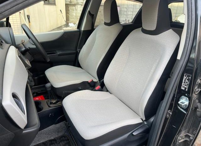 
								TOYOTA VITZ 2011 full									